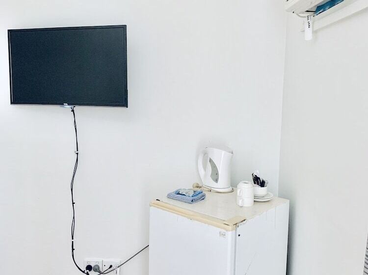 فندق Roey Backpackers & Party Bar