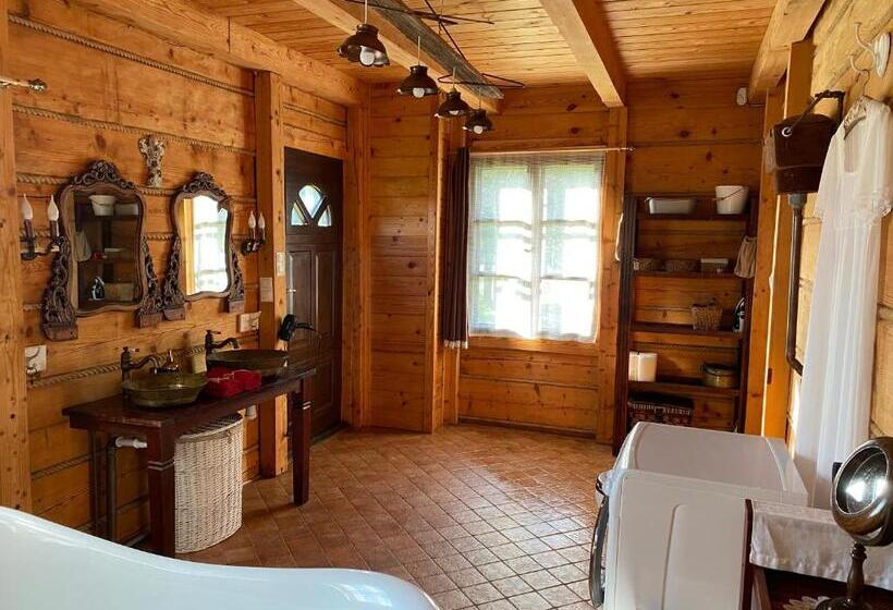 فندق Skansen Pomezania