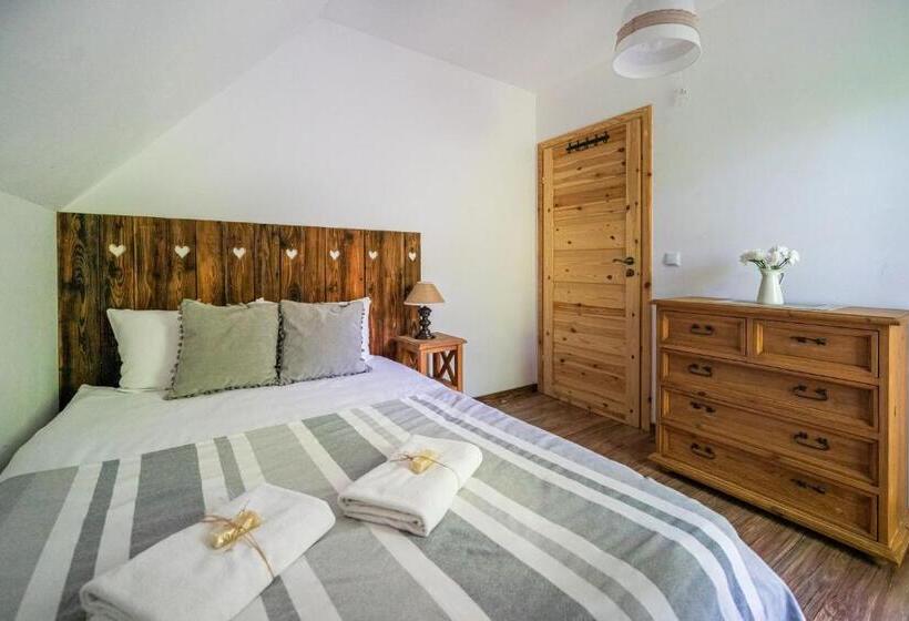 ホテル Tarninowe Wzgórze