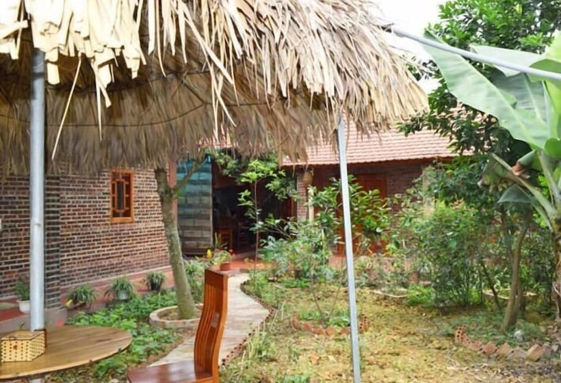 هتل Van Long Family Homestay