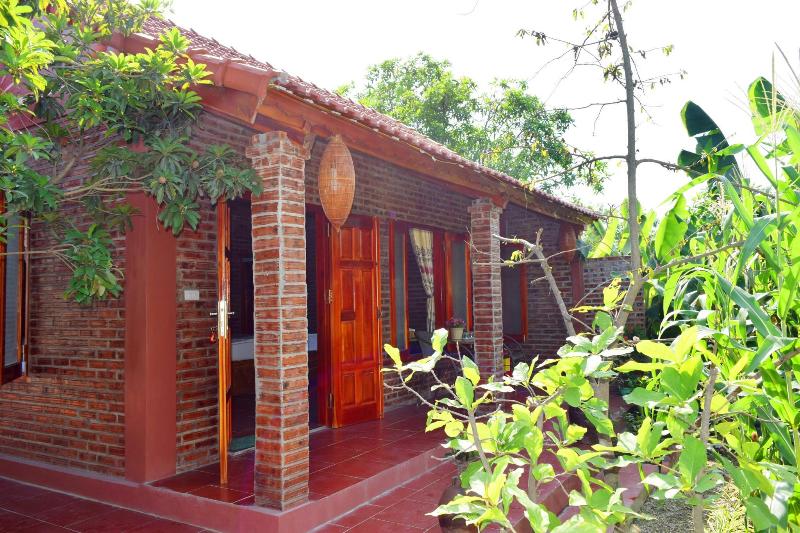 هتل Van Long Family Homestay