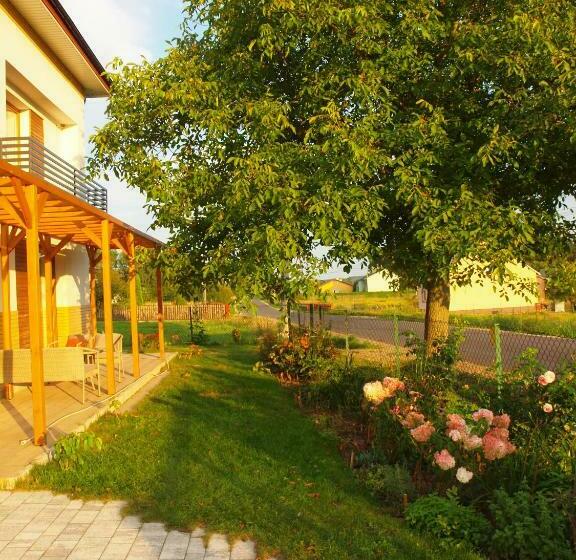 ホテル Wakacje U Babci Krysi