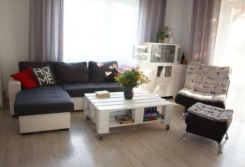 ホテル Wakacje U Babci Krysi