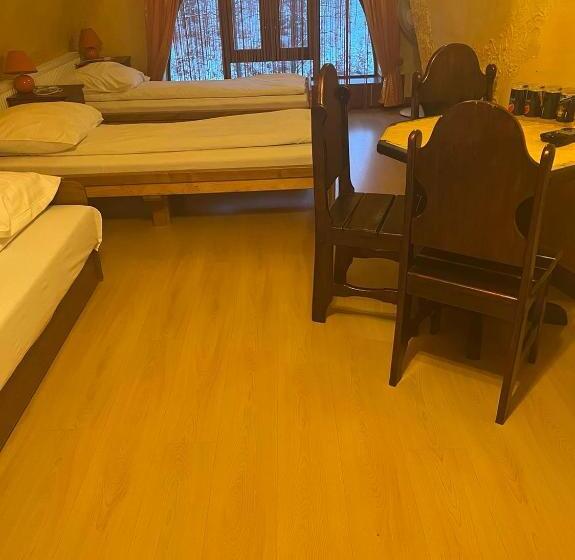 فندق على الطريق Leśny Dwór