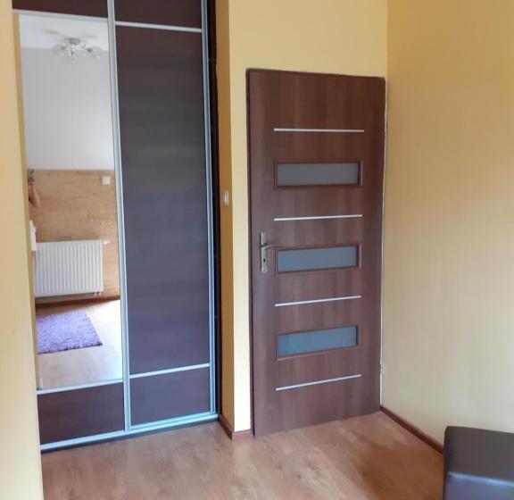 펜션 Noclegi Pod Dębem, Pulandia Brzózki