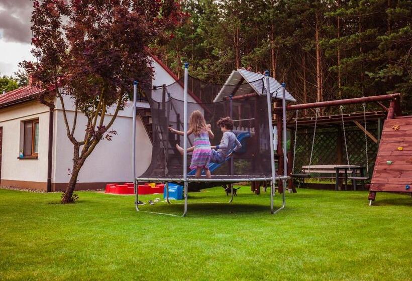 منتجع Szumi Las Events & Apartments