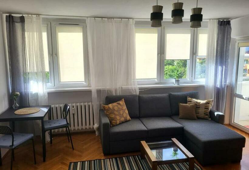 הוסטל Lemuria Pokoje Wlk Niedźwiedzicy