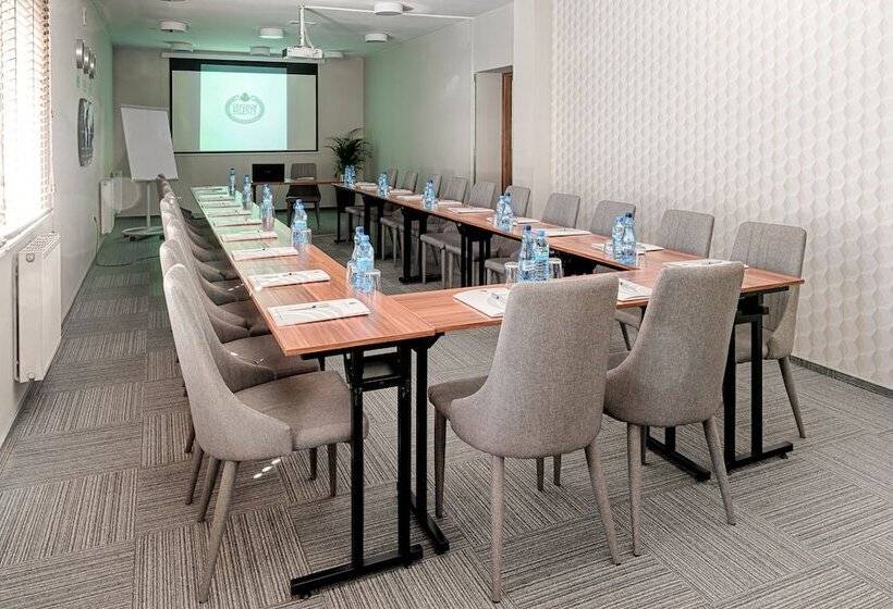 مبيت وإفطار Citi Hotel S Warszawa Falenty