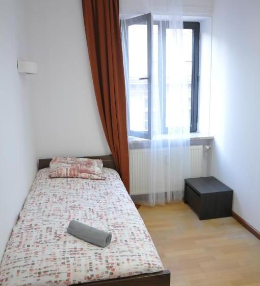 تختخواب و صبحانه Erasmus Rooms Genius