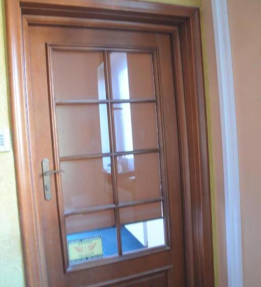 تختخواب و صبحانه Erasmus Rooms Genius