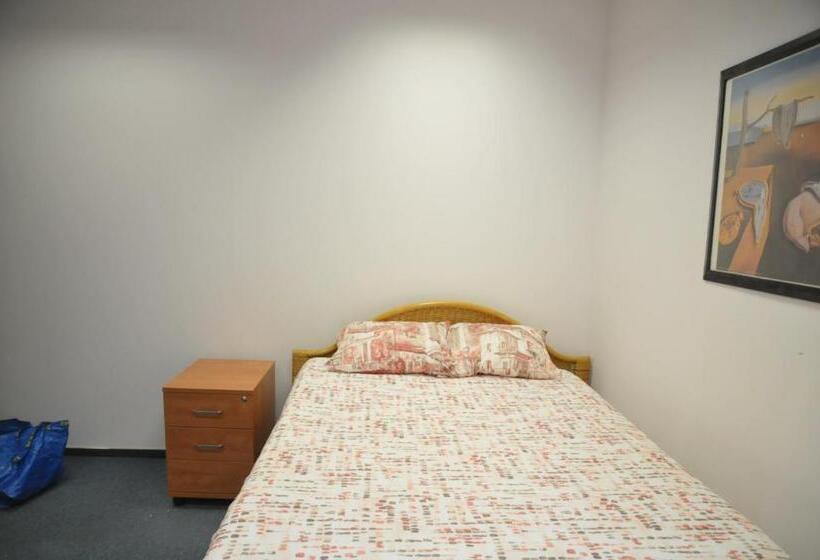 تختخواب و صبحانه Erasmus Rooms Genius