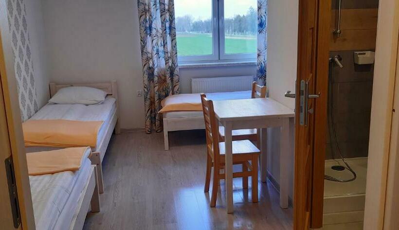 住宿加早餐  Noclegi Nad Biebrzą Stara Szkoła