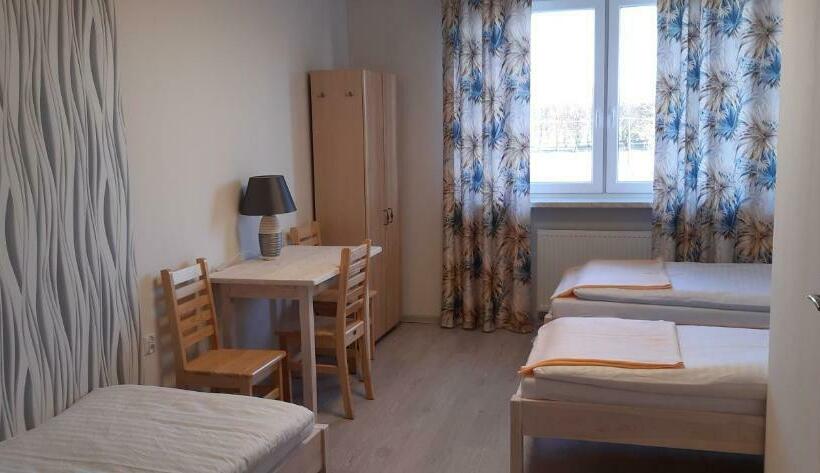 住宿加早餐  Noclegi Nad Biebrzą Stara Szkoła