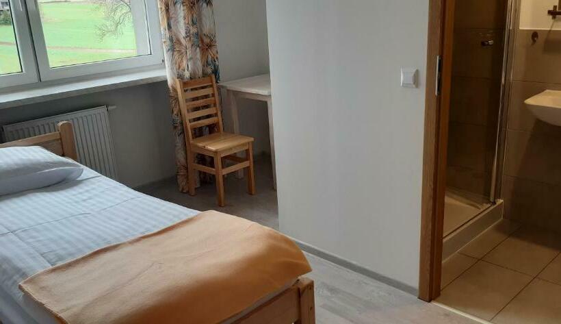 住宿加早餐  Noclegi Nad Biebrzą Stara Szkoła