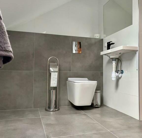 ベッドアンドブレックファースト Nowy Dom Polska