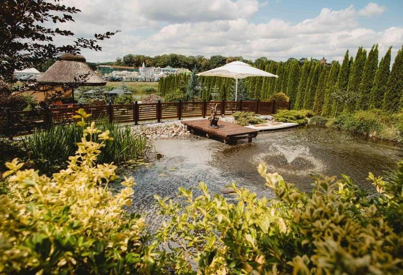 تختخواب و صبحانه Pałac Uniejów