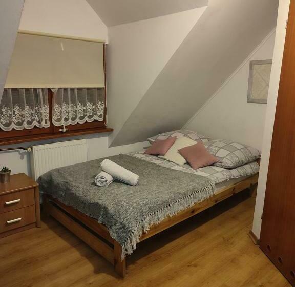 تختخواب و صبحانه Pokoje Dębowa