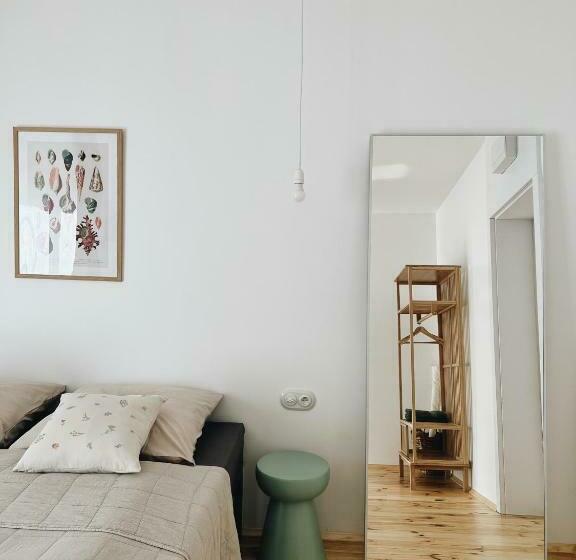 Powiew B&b Pensjonat Noclegi świnoujście Unterkunft Swinemünde Guesthouse Tennis Garden Breakf