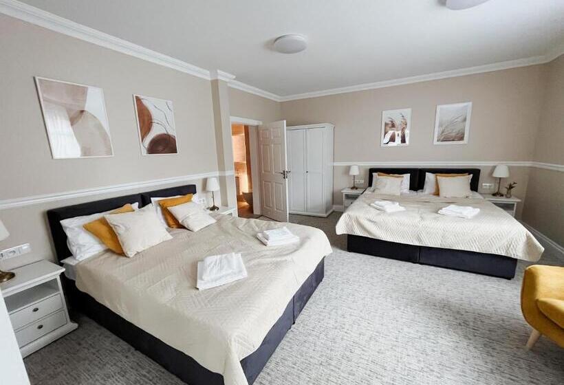 مبيت وإفطار Villa Adele