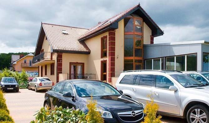 مبيت وإفطار Willa Orfa