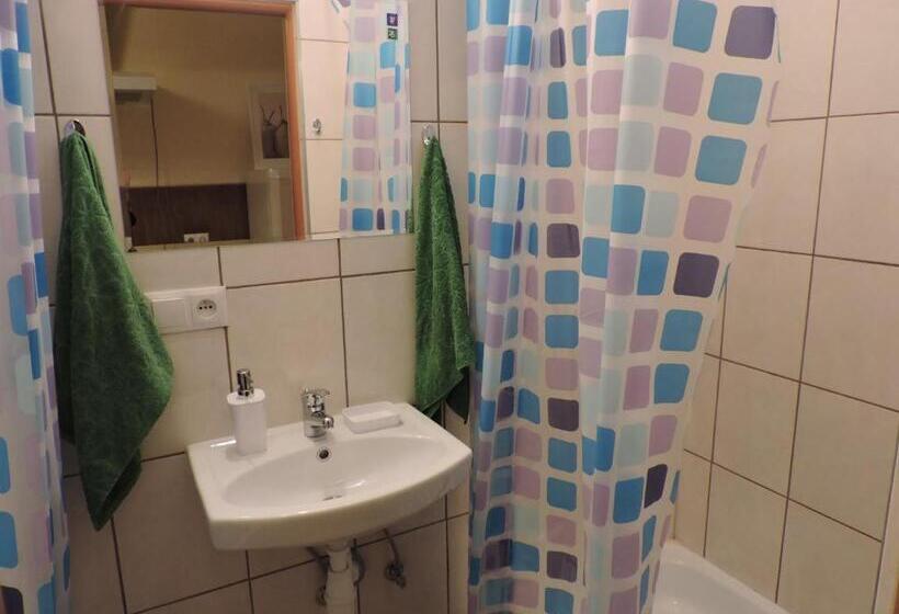 Hostel Centrum Sabot