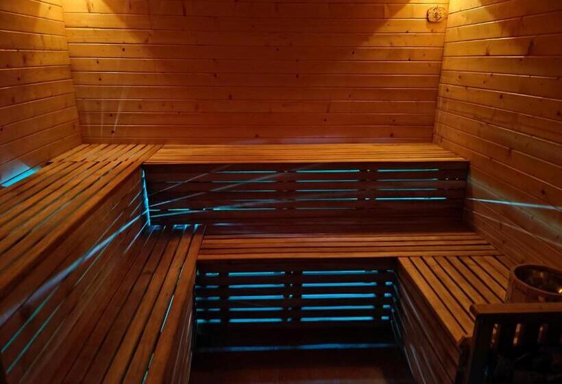 هتل Agroturystyka Helena