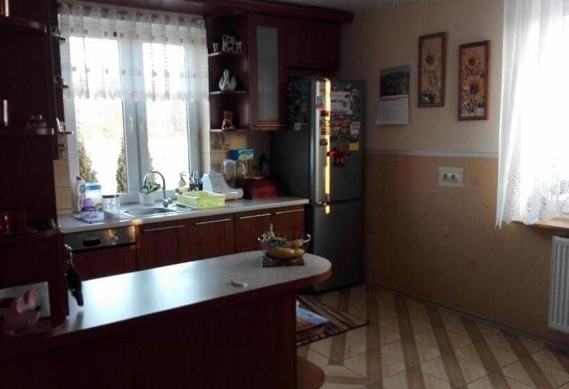 ホテル Agroturystyka Pod Bocianim Gniazdem