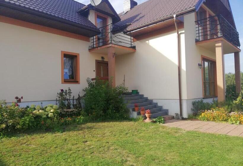 ホテル Agroturystyka Pod Bocianim Gniazdem