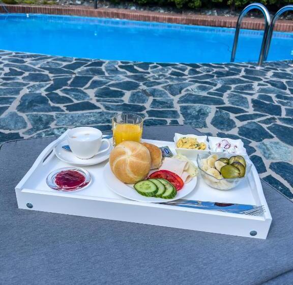 فندق Agroturystyka U Maryli