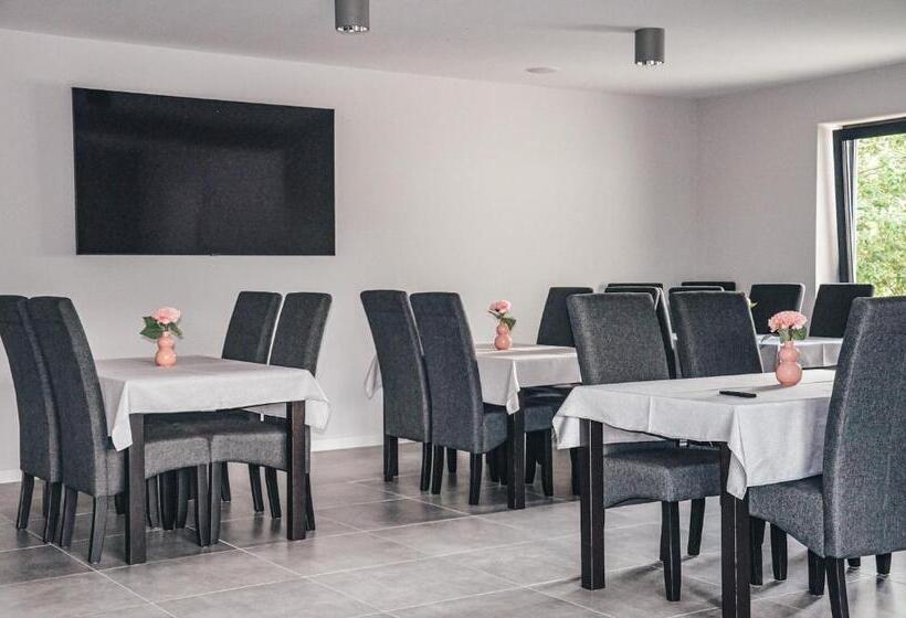 فندق Agroturystyka U Maryli