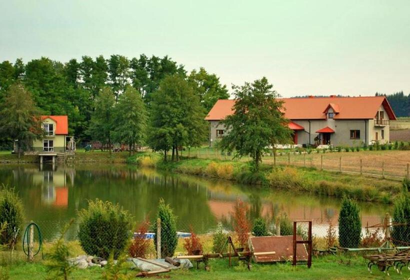 فندق Agrowczasy Nad Stawem