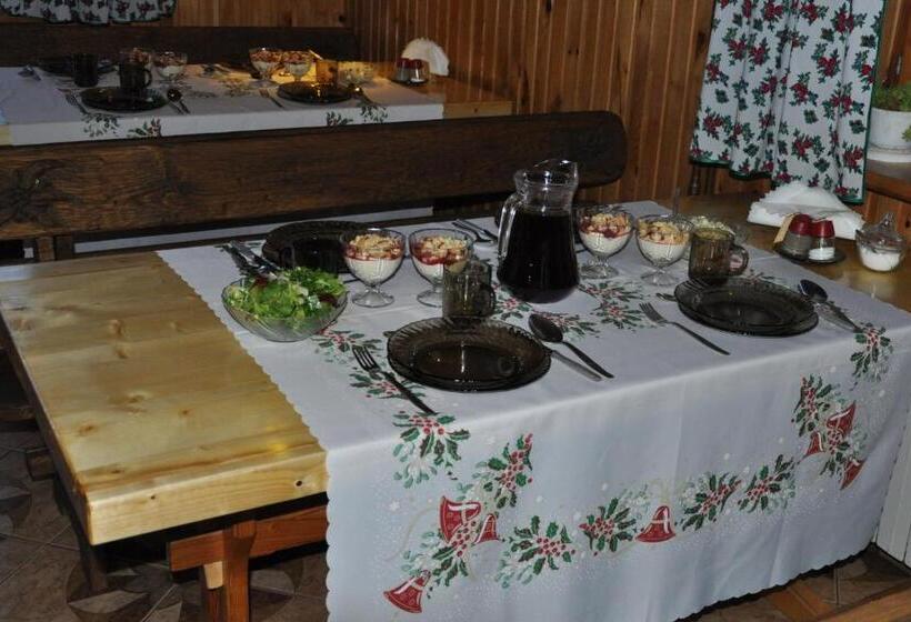 Отель Antonówka