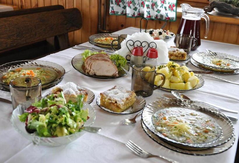 Отель Antonówka