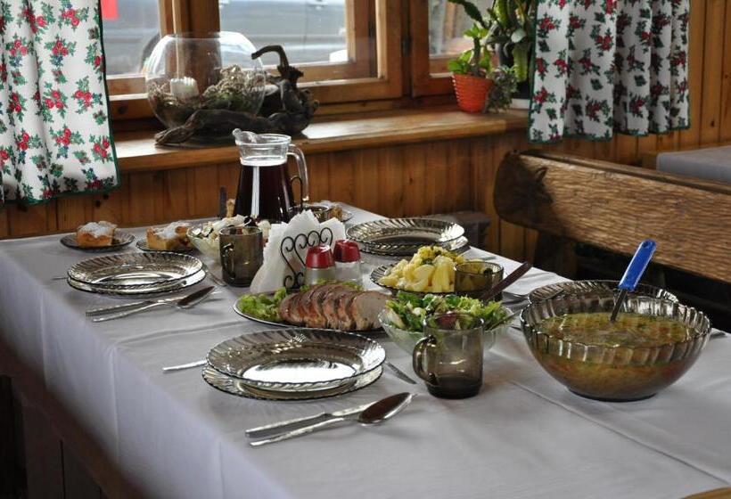 Отель Antonówka