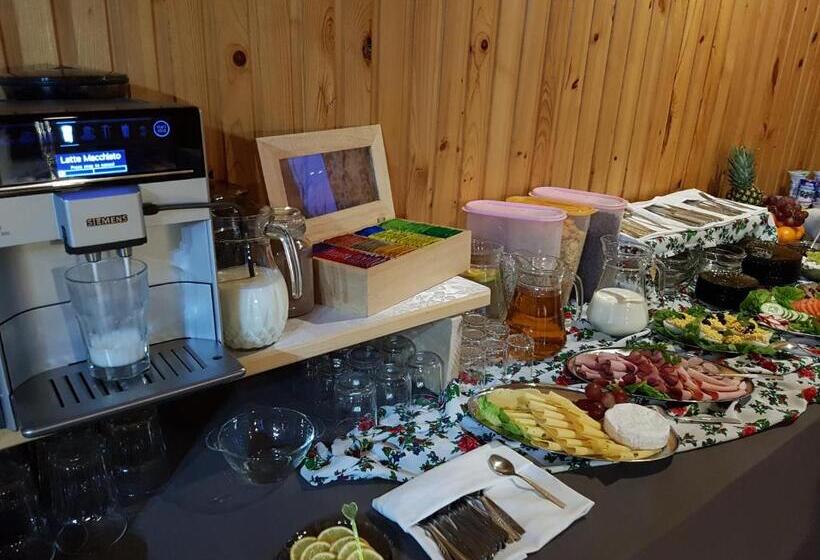 Отель Antonówka