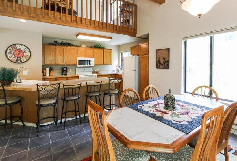 فندق Aspen Village Golf Course Condo  Snowshoes