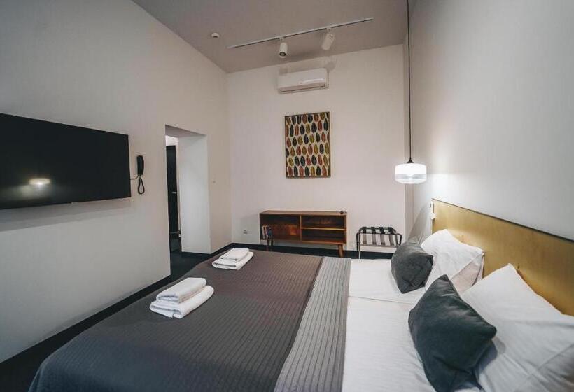 هتل Avatary Miasta