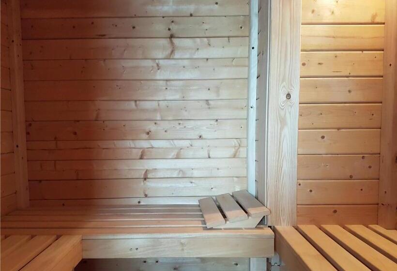 Отель Baba Jagna