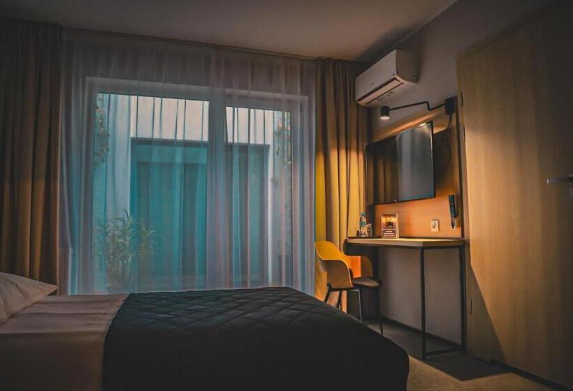 בית מלון כפרי Bastion