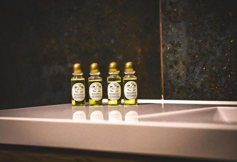 בית מלון כפרי Bastion