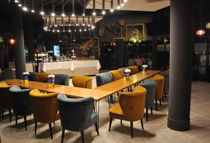 בית מלון כפרי Bastion