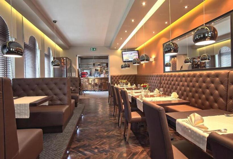 ホテル Biały Domek