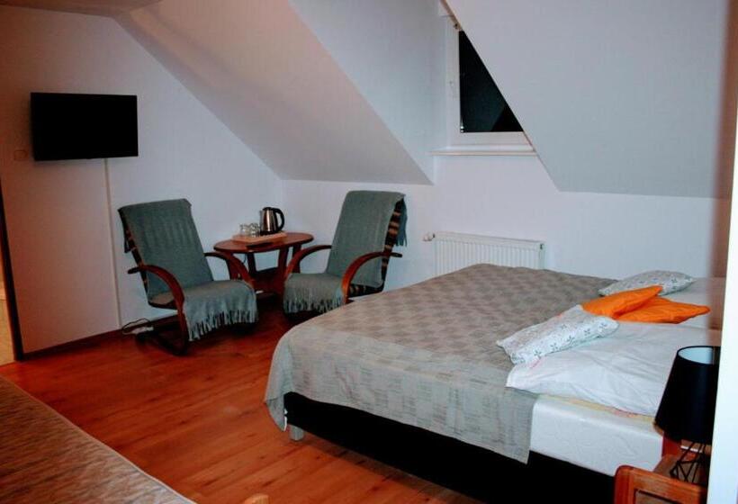 호텔 Chata Za Wsią