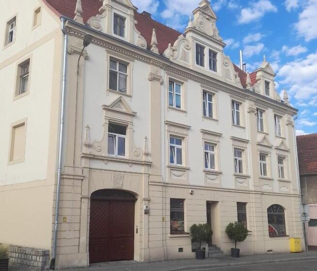 هتل کپسول Jedności Hostel