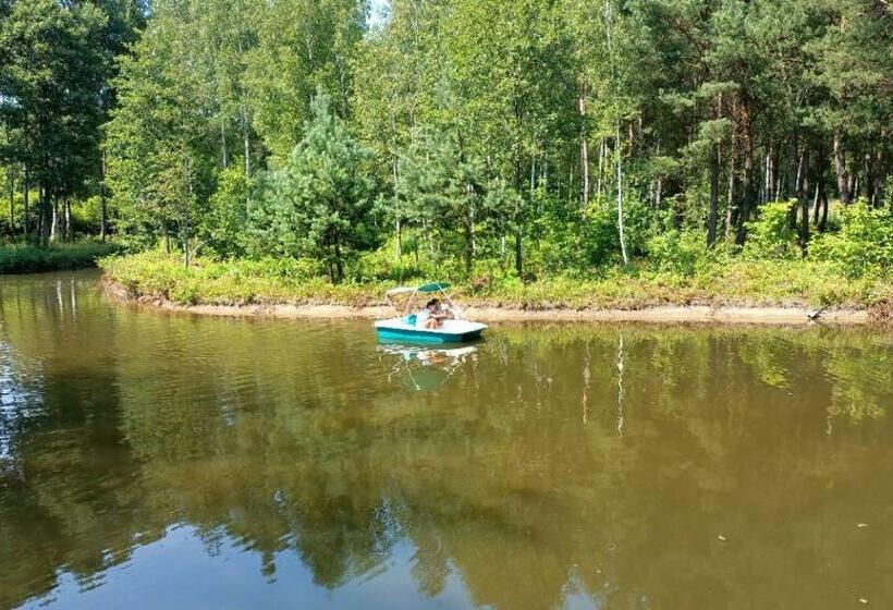 酒店 Dworek Azalia