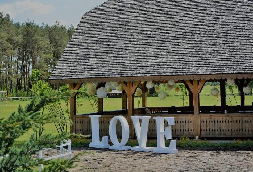 בית מלון כפרי Dworek Pod Wiechą