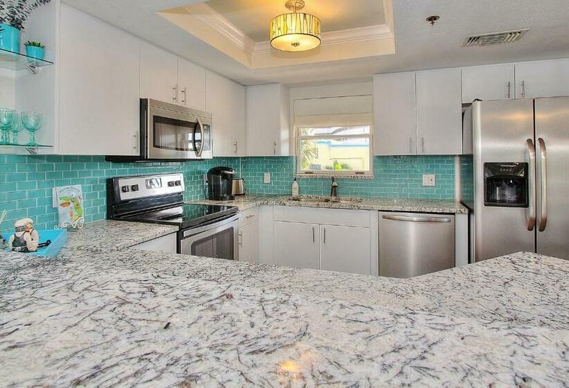 فندق Gulf Strand Resort 207