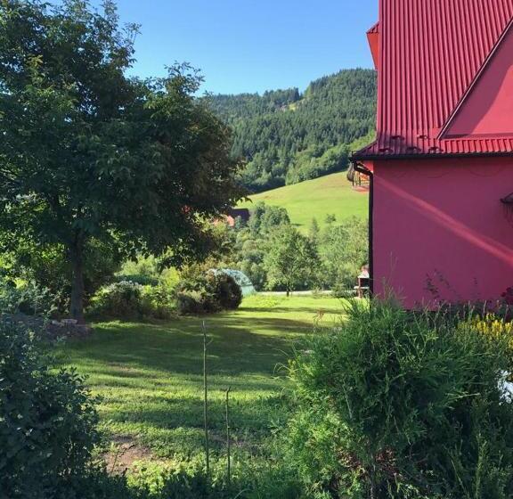 فندق Malinowy Domek