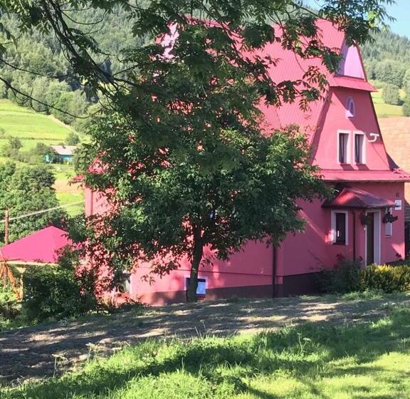 فندق Malinowy Domek