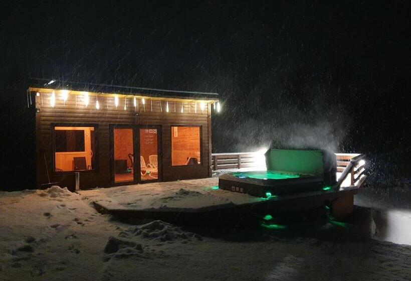 ホテル Mana Village   Jacuzzi & Sauna